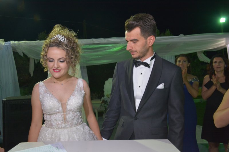 DÜĞÜN